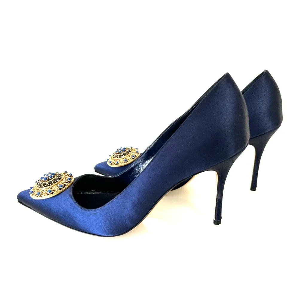 Manolo Blahnik Rigiuba Navy Blue Silk Satin Jeweled Pumps Heels 38 Box Bag